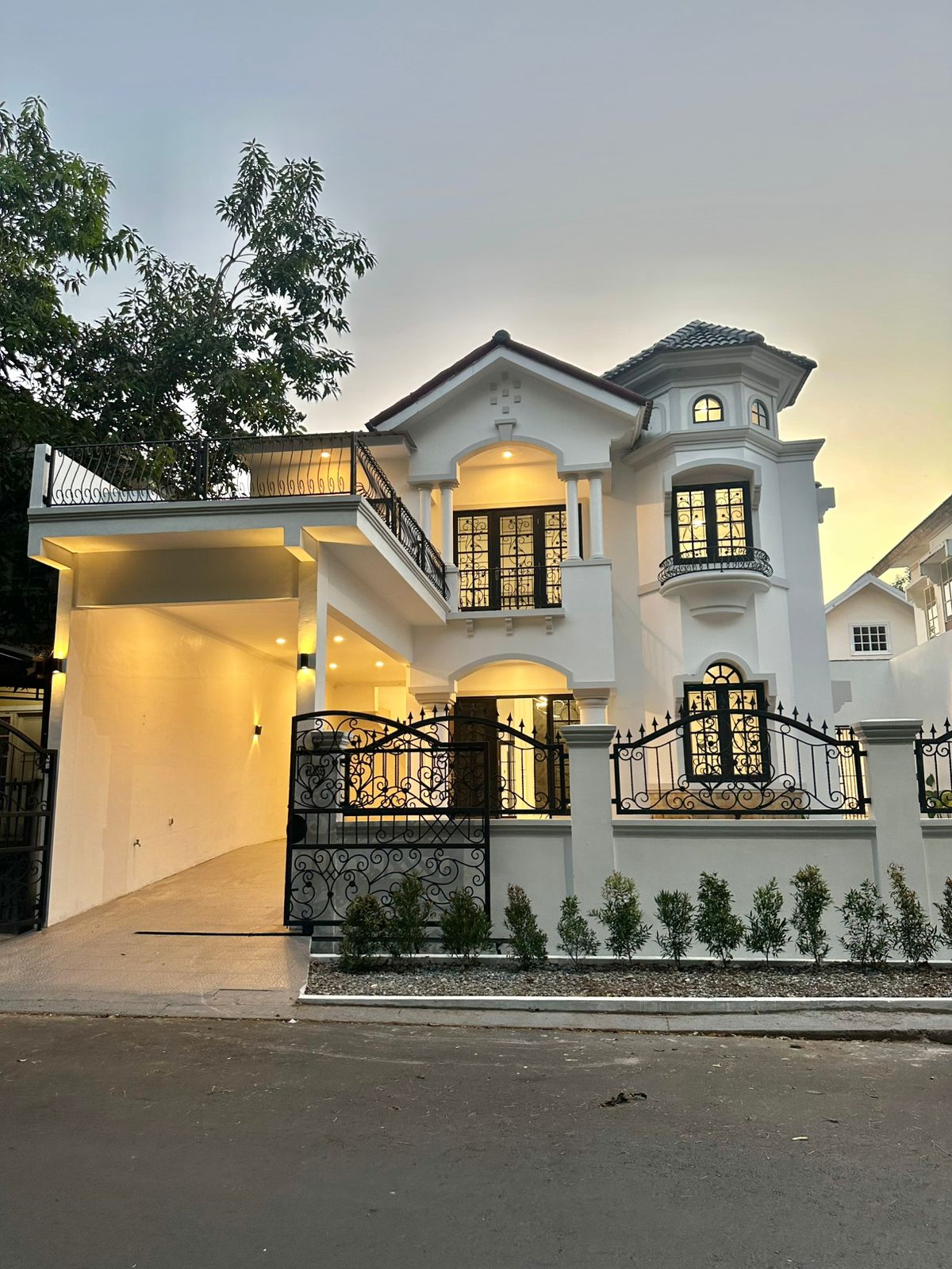 Rumah dijual di Cluster Hawaii Deltamas